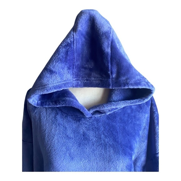 NWOT-AMERICLOUD-BLUE PLUSH SWEATSHIRT-SIZE XL - Picture 2 of 5